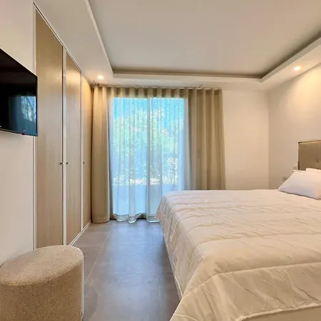 Bright T3 With Pool And Sea View Апартаменты *